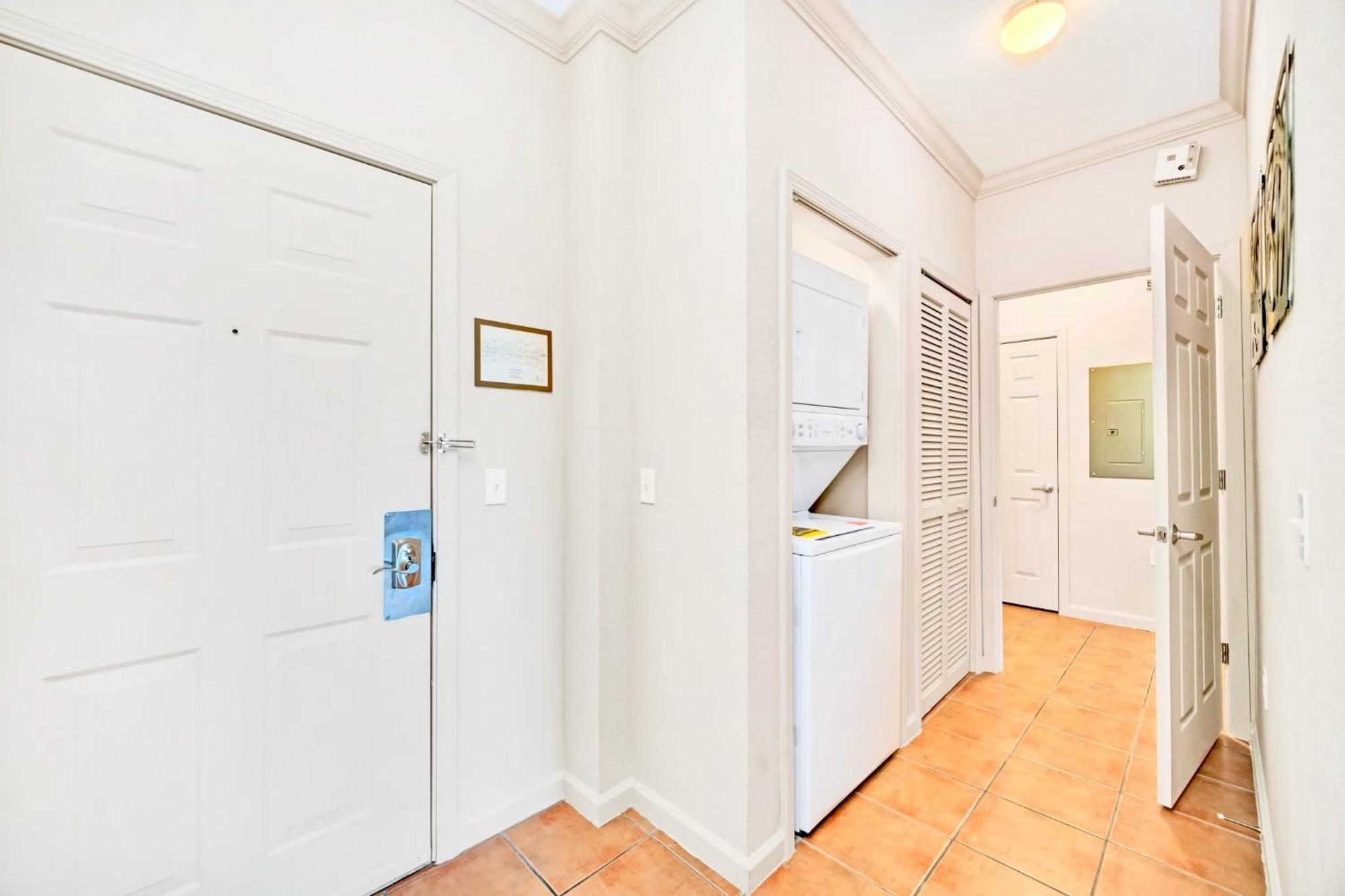 אורלנדו Spacious 2Br Condo With Pool & Hot Tub, Near Disney! מראה חיצוני תמונה