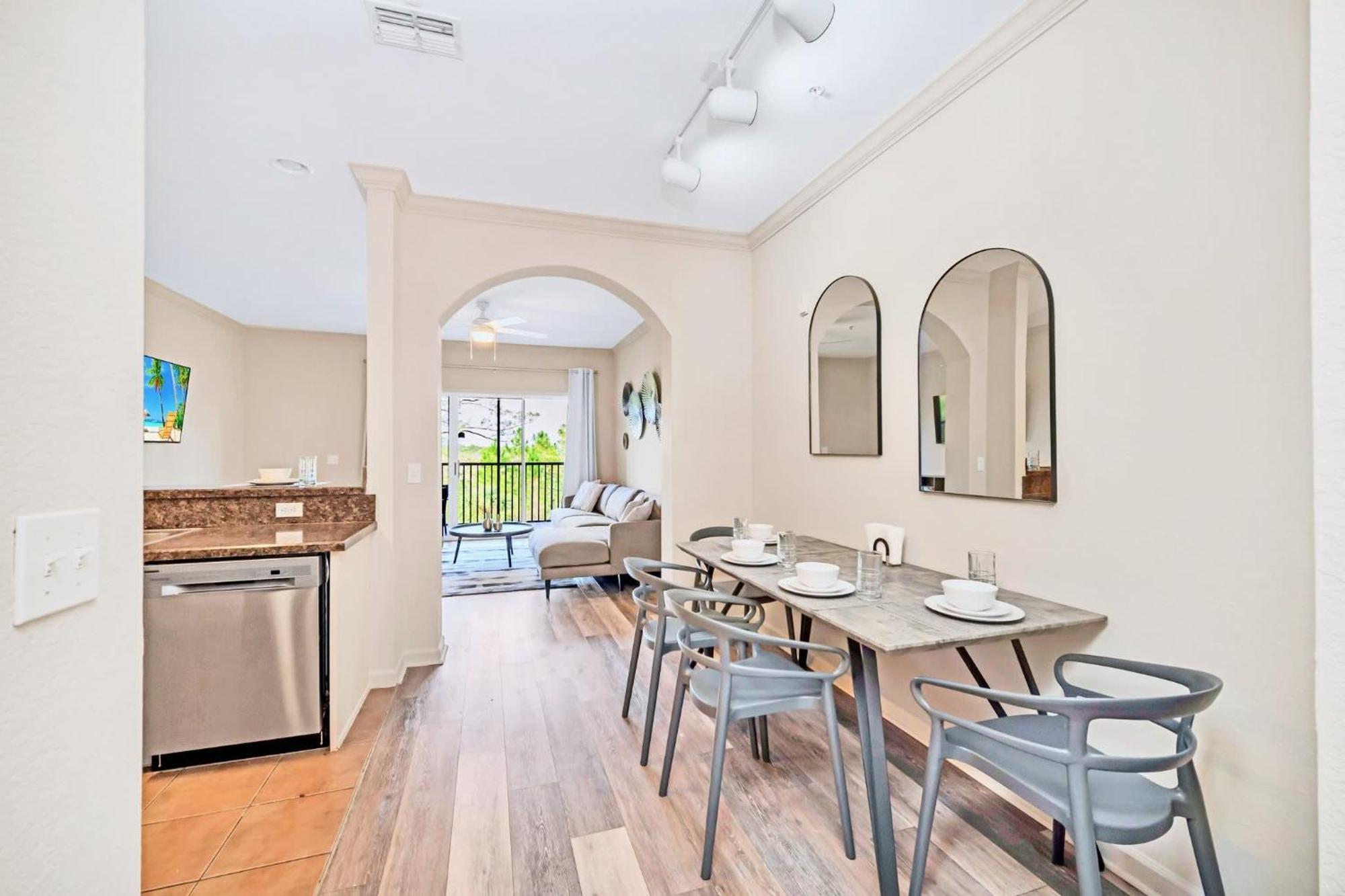 אורלנדו Spacious 2Br Condo With Pool & Hot Tub, Near Disney! מראה חיצוני תמונה